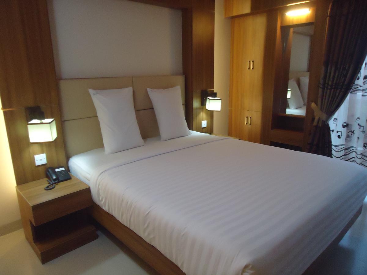 Neeshorgo Hotel & Resort Кокс-Базар Экстерьер фото