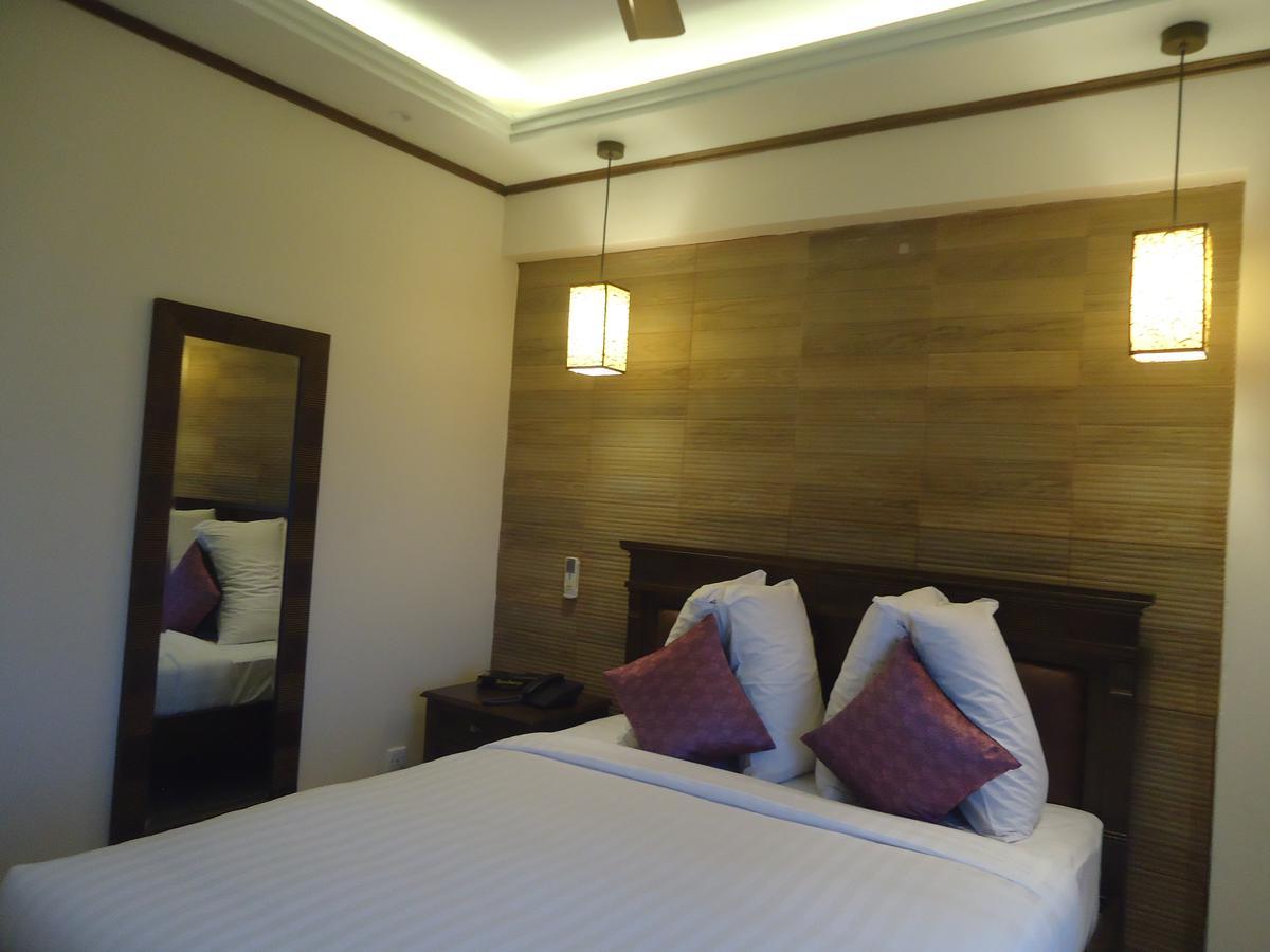 Neeshorgo Hotel & Resort Кокс-Базар Экстерьер фото