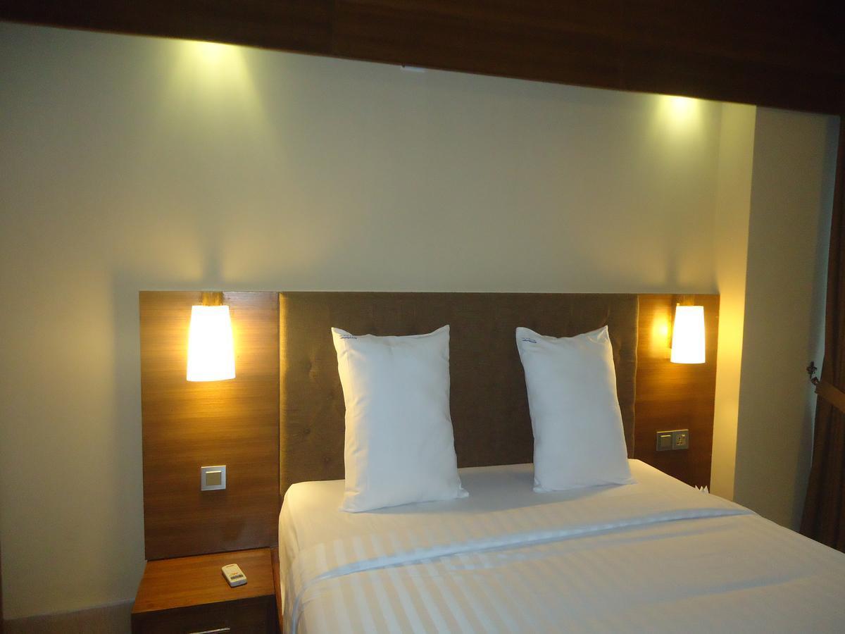 Neeshorgo Hotel & Resort Кокс-Базар Экстерьер фото